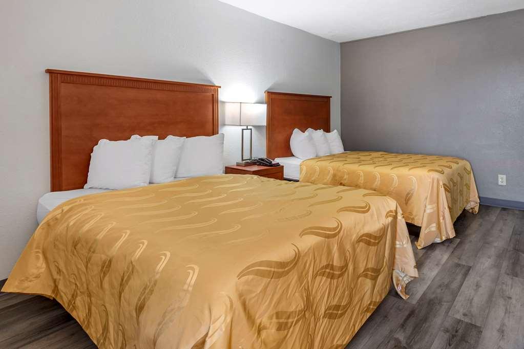 Quality Inn Fayetteville Near Fort Bragg Номер фото