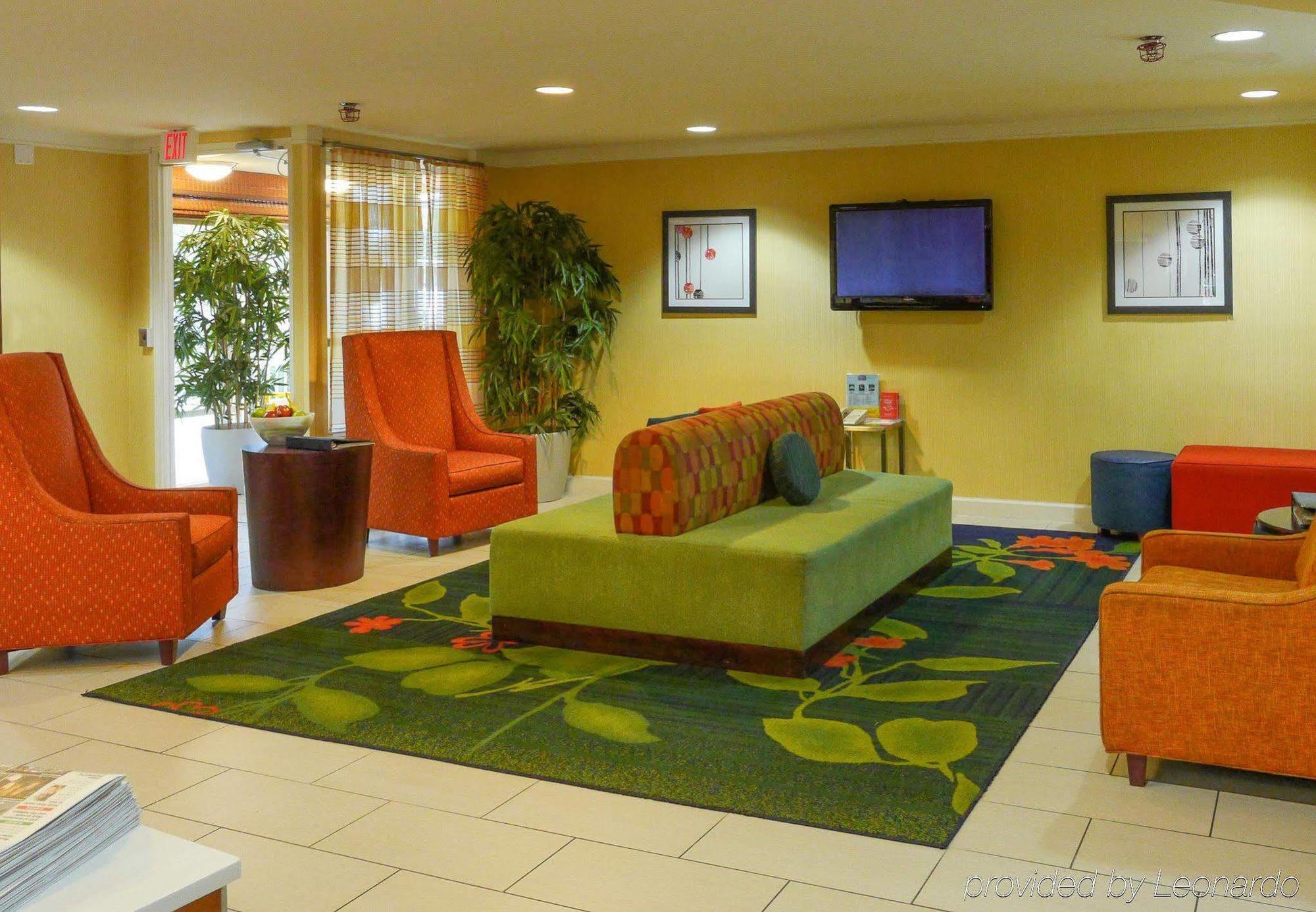 Quality Inn Fayetteville Near Fort Bragg Екстер'єр фото