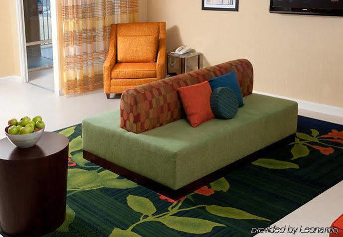 Quality Inn Fayetteville Near Fort Bragg Екстер'єр фото